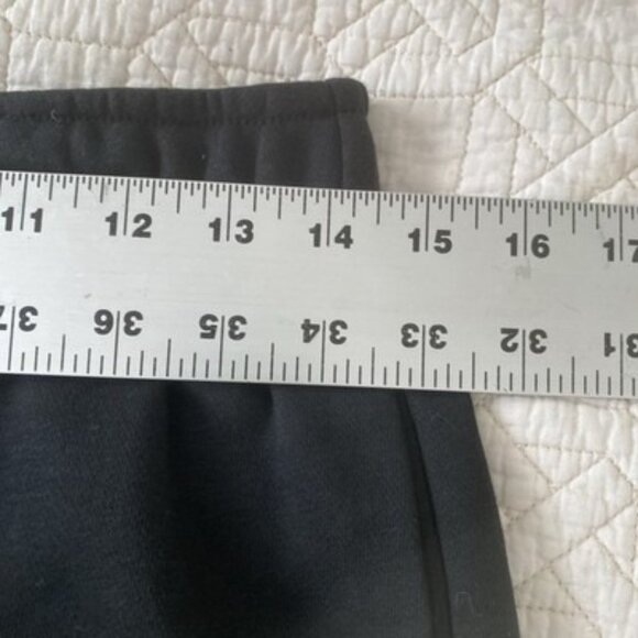 Nike Fleece Skirt Small Pockets Drawstring Waist Cheer Gym Golf netball Running - Picture 9 of 10